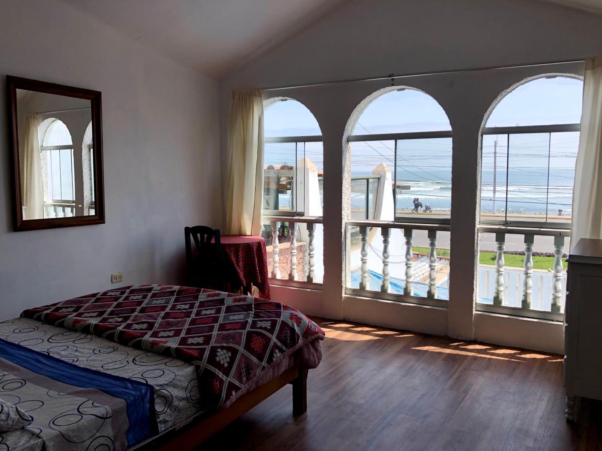 Pointbreak Surf Camp Hostel Huanchaco Exterior foto
