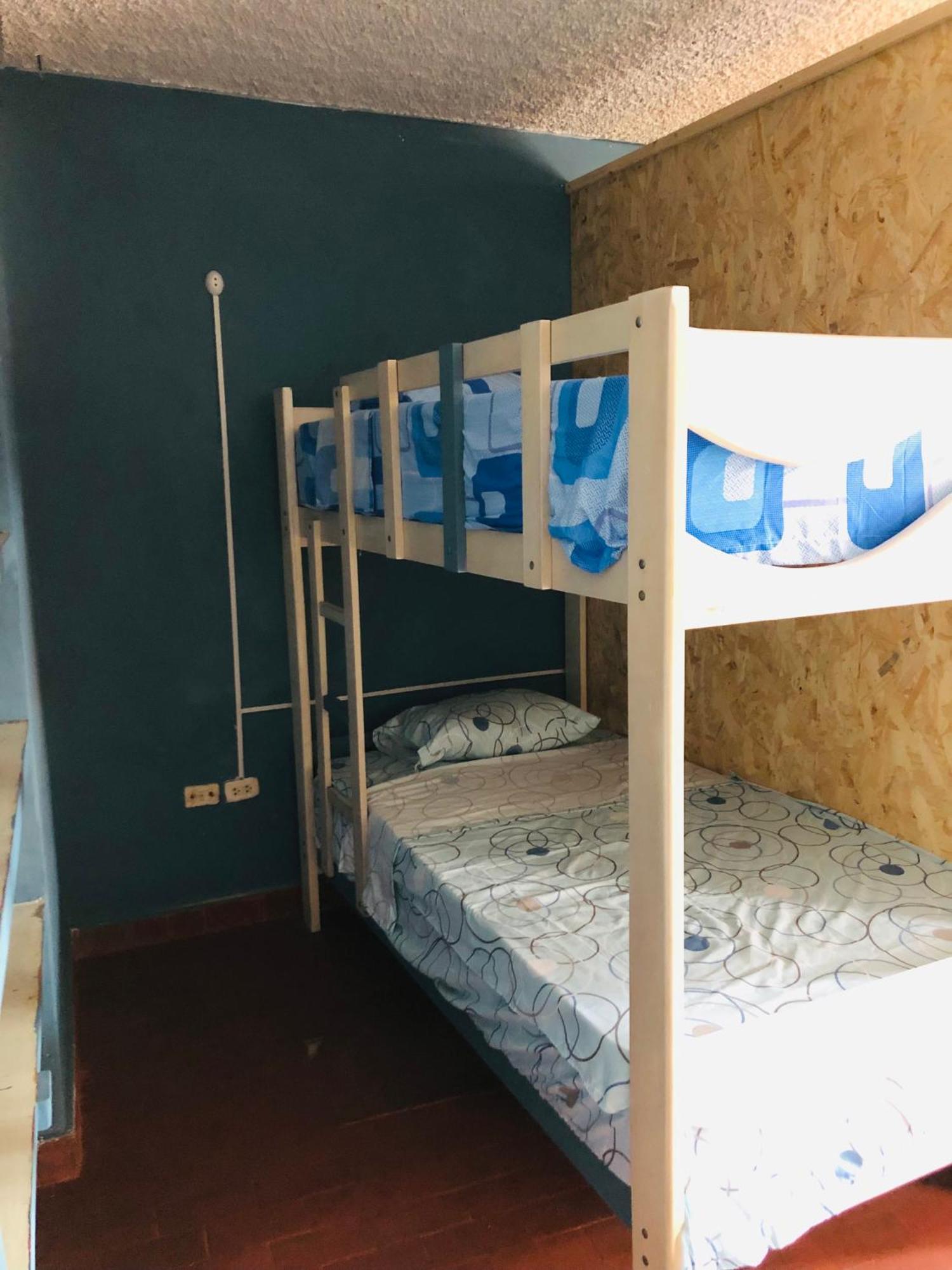 Pointbreak Surf Camp Hostel Huanchaco Exterior foto
